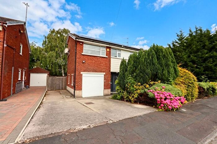 4 Bedroom Detached House To Rent In Canterbury Avenue, Lancaster, LA1
