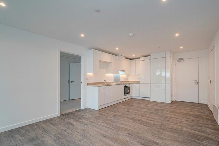 2 Bedroom Flat To Rent In Strand Street, Liverpool, L1