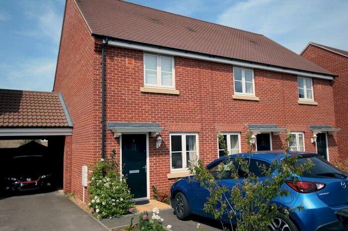 2 Bedroom End Of Terrace House To Rent In Dixy Close, St. Neots, PE19