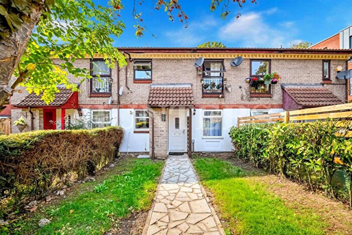 1 Bedroom Flat To Rent In Portland Road, London, N15