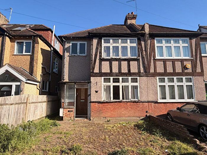 3 Bedroom Semi-Detached House For Sale In Eton Avenue, New Malden, KT3