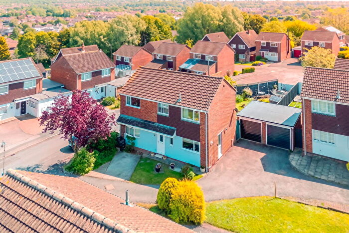 5 Bedroom Detached House For Sale In Wheatlands, Haydon Wick, Swindon, SN25