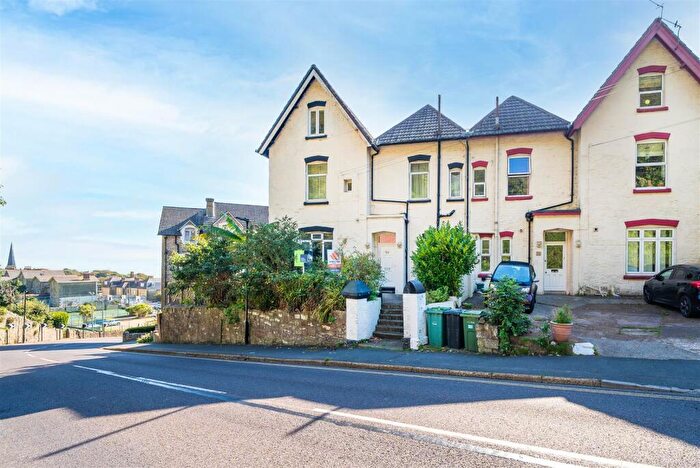 1 Bedroom Flat For Sale In Lower Ground Floor - Mitchell Avenue, Ventnor, PO38