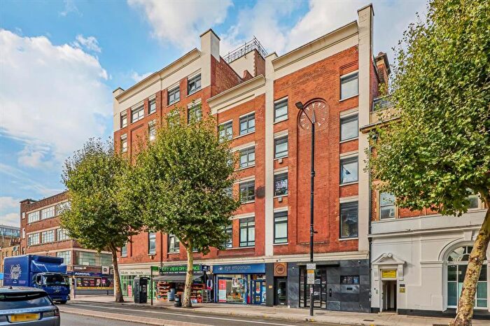 3 Bedroom Flat To Rent In Bethnal Green Road, Bethnal Green Road, E2