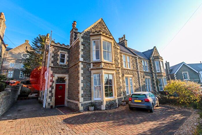 2 Bedroom Flat To Rent In Madeira Road, Clevedon, BS21