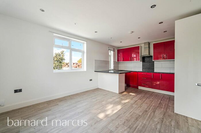 2 Bedroom Maisonette To Rent In Sydenham Road, Croydon, CR0