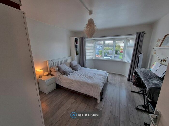 2 Bedroom Flat To Rent In Wordsworth Road, Bedworth, CV12