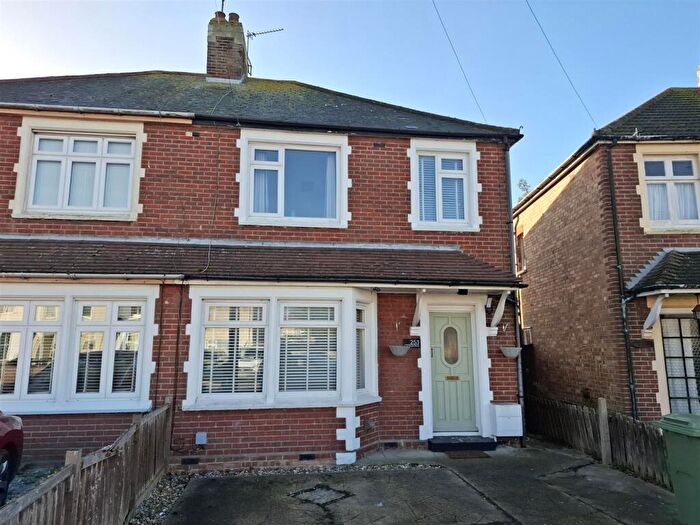 3 Bedroom Semi-Detached House To Rent In St. Osyth Road, Clacton-On-Sea, CO15