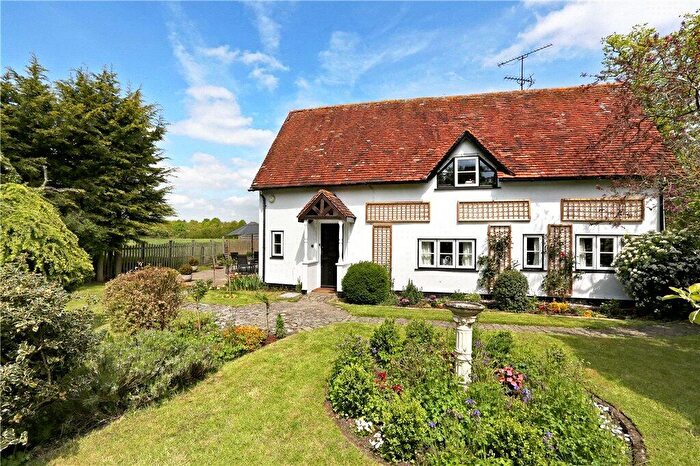 4 Bedroom Detached House For Sale In Hulcott, Aylesbury, Buckinghamshire, HP22