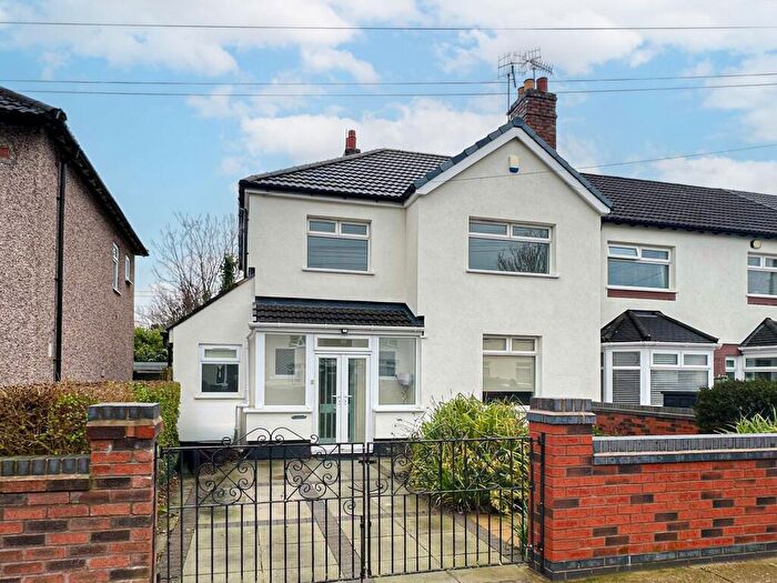 3 Bedroom Semi-Detached House For Sale In Stamfordham Drive, Liverpool, L19