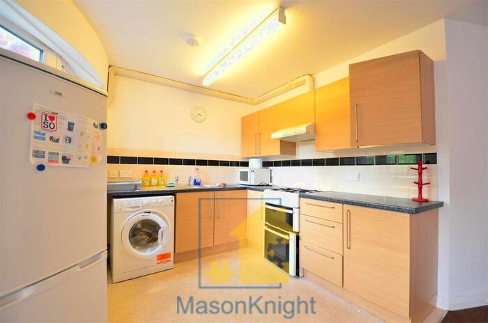 4 Bedroom Flat To Rent In St. Stephens Road, Selly Oak, Birmingham, B29