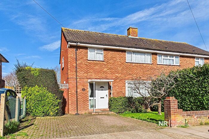 3 Bedroom Semi Detached House For Sale In Bransby Road, Chessington, Surrey., KT9