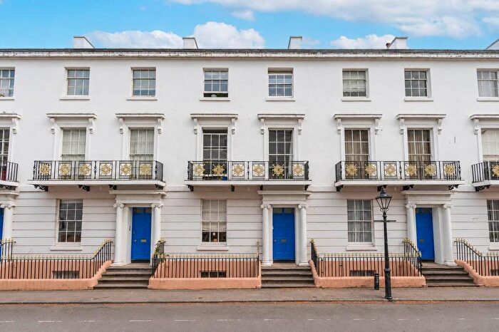 2 Bedroom Flat For Sale In Victoria Place, Newport, NP20