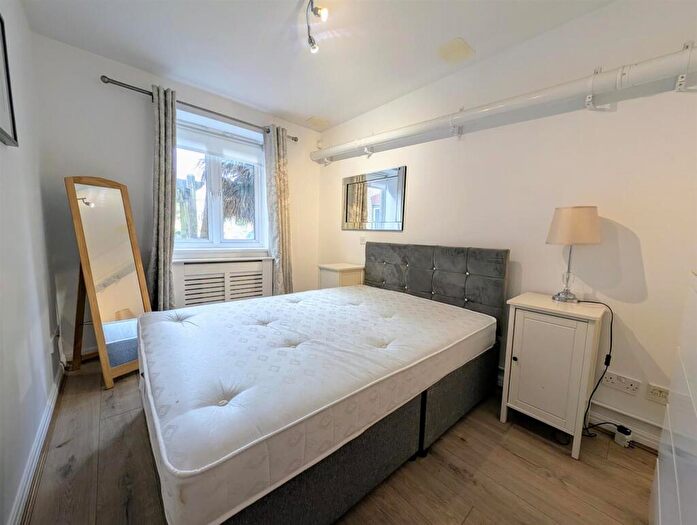 2 Bedroom Apartment To Rent In Quebec Quay, Liverpool, L3