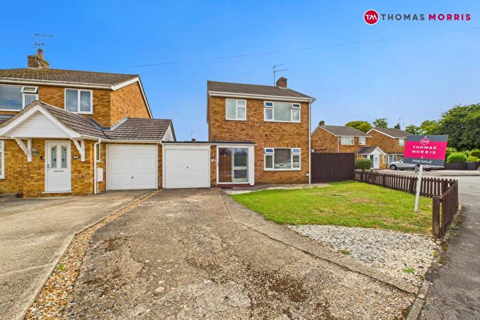 3 Bedroom Link Detached House For Sale In Newtown Road, Ramsey, Huntingdon, Cambridgeshire, PE26
