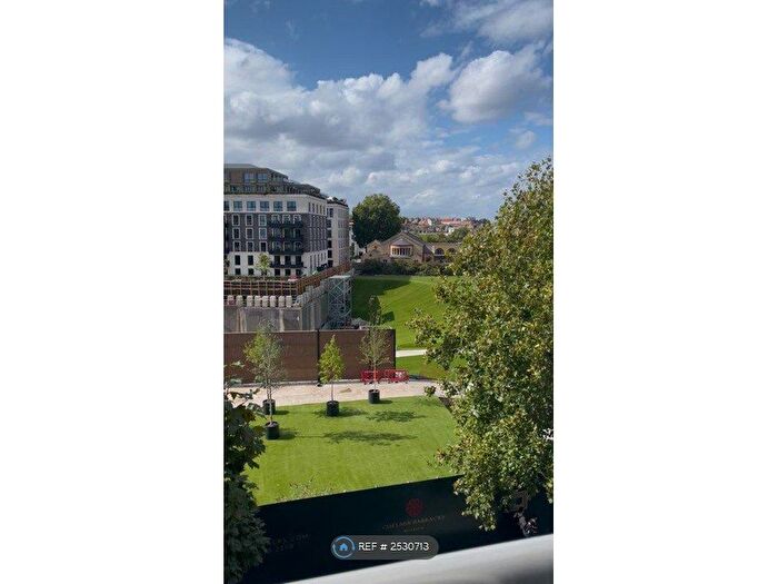 Studio To Rent In Moore House, London, SW1W