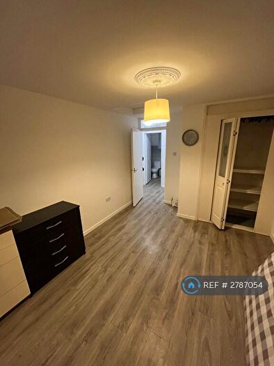 1 Bedroom Maisonette To Rent In Hillfield, Hatfield, AL10