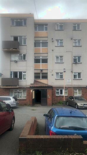 Flat To Rent In Pelham Street, Worksop, S80