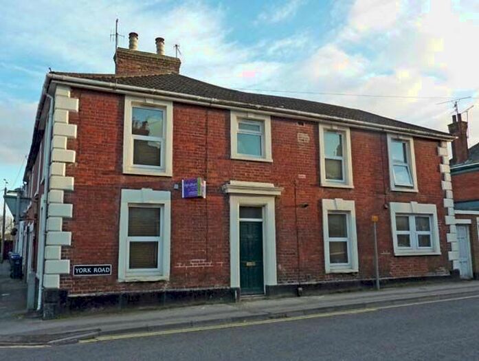 1 Bedroom Studio To Rent In York Road, Salisbury, SP2