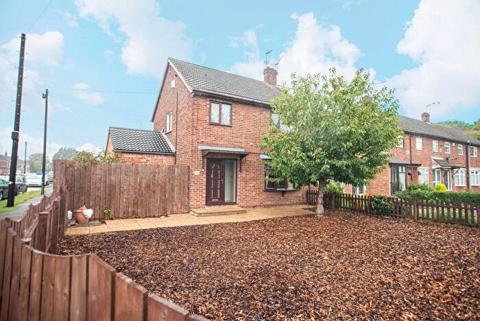 3 Bedroom End Of Terrace House For Sale In Leads Road, Hull, HU7