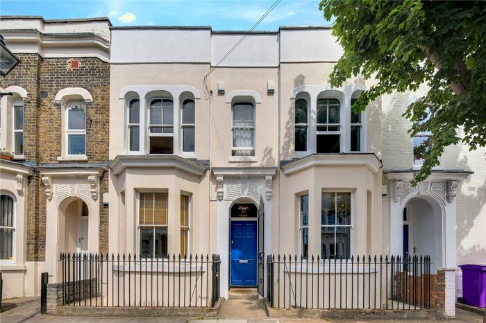 Studio To Rent In Antill Road, Bow, London, E3