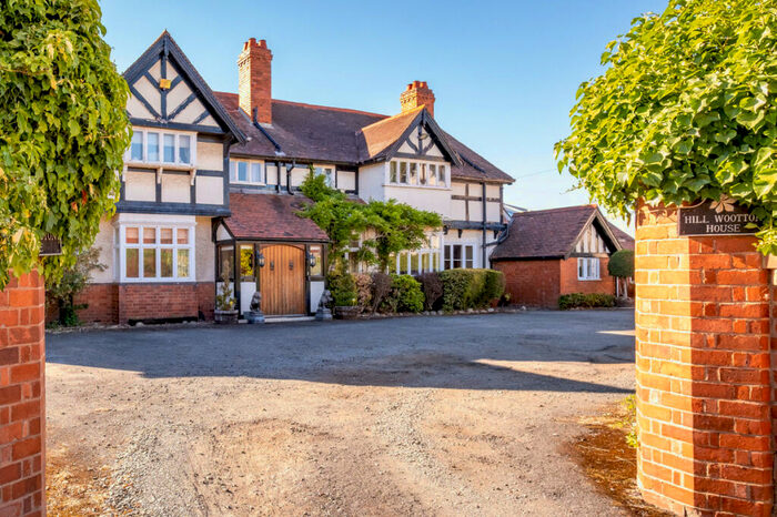 6 Bedroom Detached House For Sale In Hill Wootton Road, Warwickshire, CV35