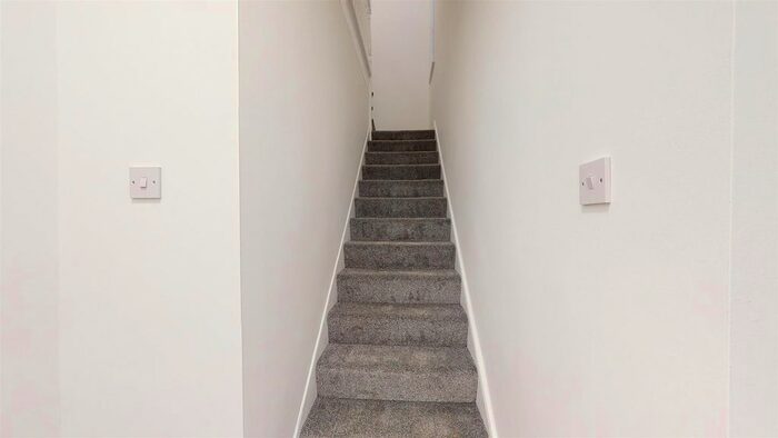2 Bedroom Flat To Rent In Cheriton High Street, Folkestone, CT19