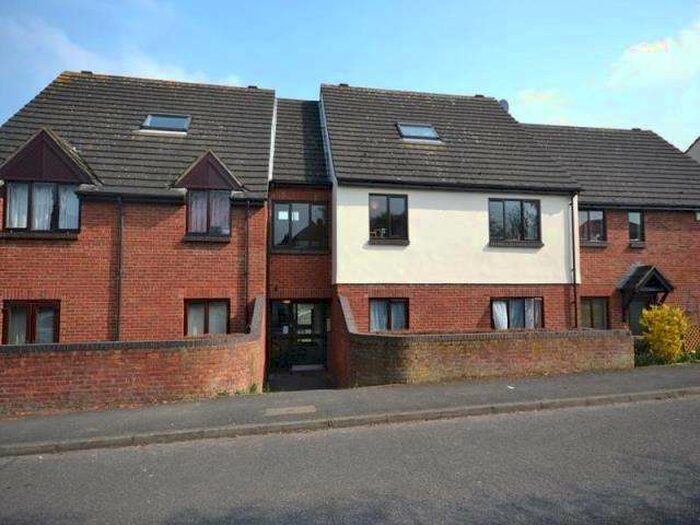 2 Bedroom Apartment To Rent In Windrush Drive, High Wycombe, HP13