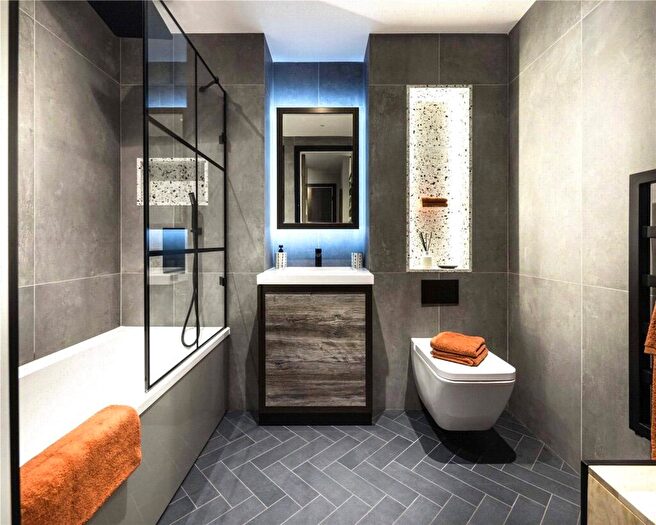 Apartment For Sale In The Stage, Hewett Street, London, EC2A