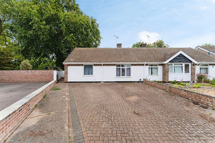 3 Bedroom Semi-detached Bungalow For Sale In The Hall Close, Icklingham, Bury St. Edmunds, IP28
