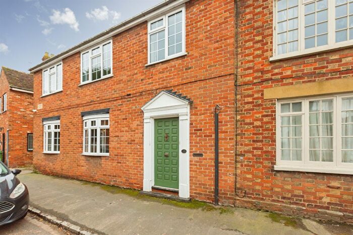 4 Bedroom Semi Detached House For Sale In High Street, Whitchurch, Aylesbury, HP22