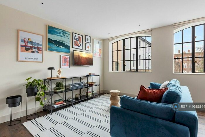 1 Bedroom Flat To Rent In Barnsbury Square, London, N1