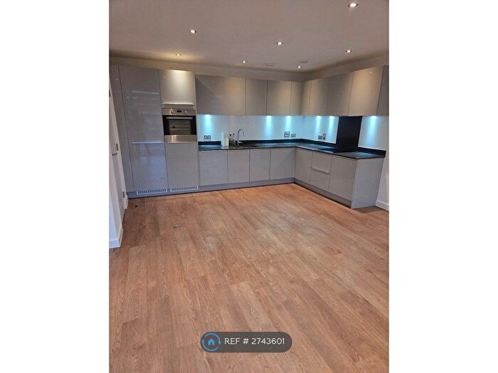 2 Bedroom Flat To Rent In Northgate Road, Barking, IG11