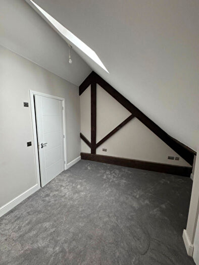 2 Bedroom Flat To Rent In Barnsley, S70
