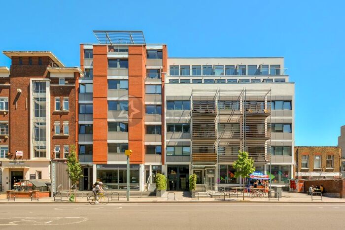 3 Bedroom Apartment To Rent In Infinity Heights, Kingsland Road, Haggerston, E8