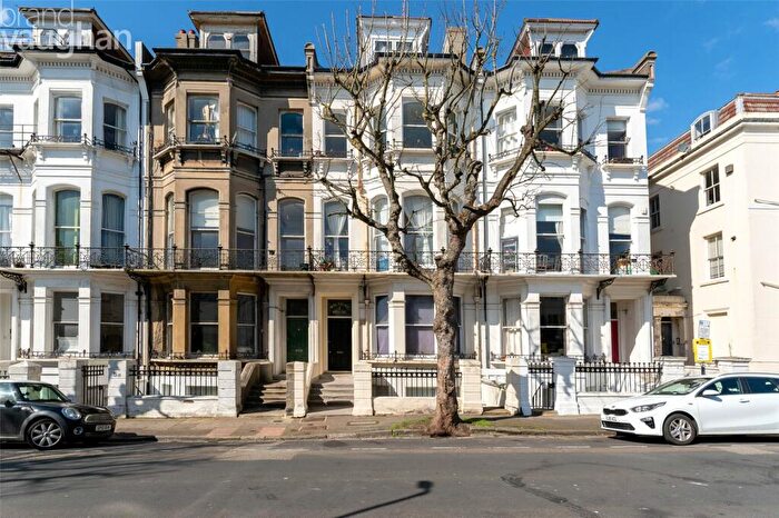 Flat To Rent In Compton Avenue, Brighton, East Sussex, BN1