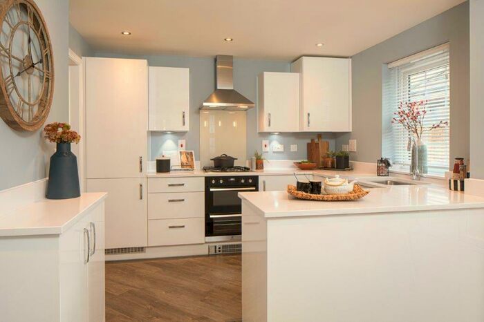 4 Bedroom Detached House For Sale In Morgan Gate, Abingdon, Oxfordshire, OX14