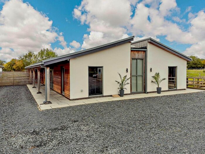 4 Bedroom Barn Conversion For Sale In Elson, Ellesmere, Shropshire, SY12