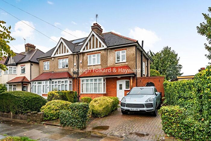 4 Bedroom Semi Detached House For Sale In Park Crescent, Enfield, London, EN2