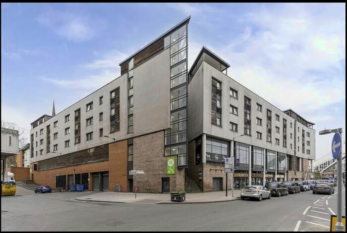 3 Bedroom Flat To Rent In Abbey Court, Priory Place, Coventry, CV1