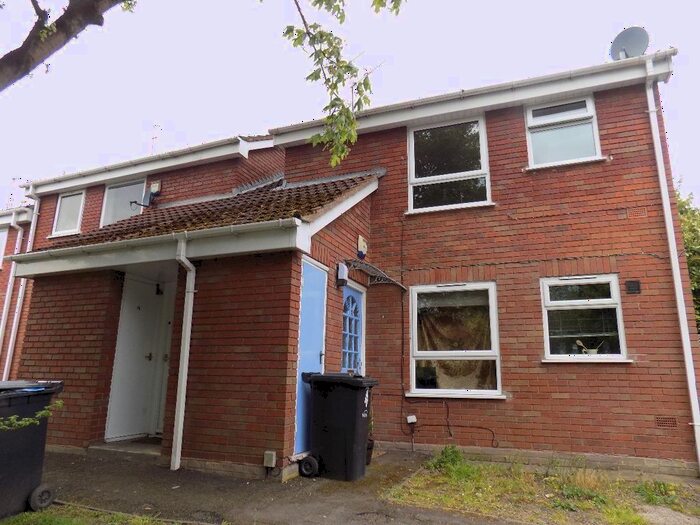 1 Bedroom Maisonette To Rent In Bagleys Road, Brierley Hill, DY5