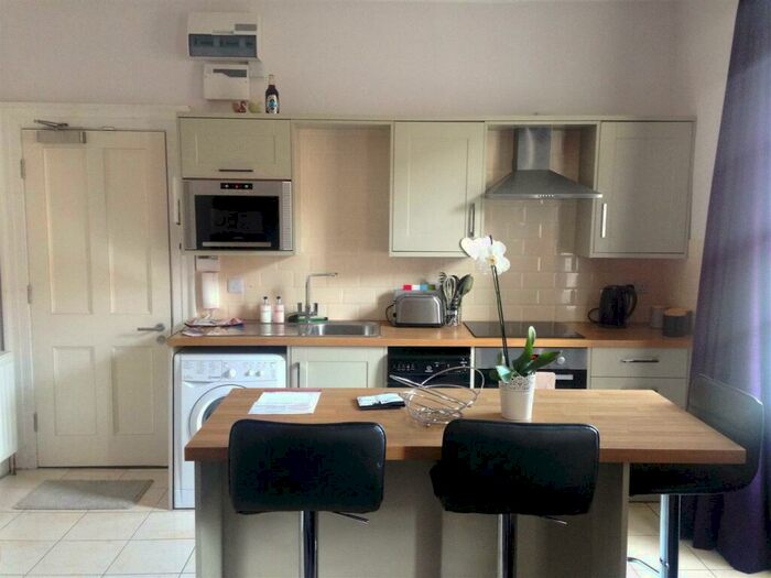 2 Bedroom Flat To Rent In St James' Street, City Centre, Newcastle Upon Tyne, NE1