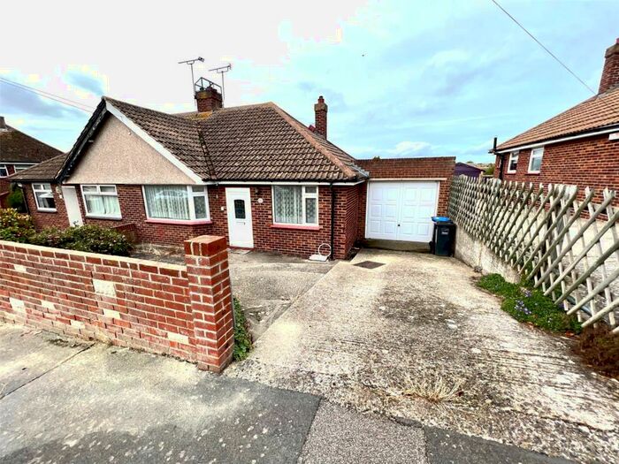 2 Bedroom Bungalow To Rent In Grummock Avenue, Ramsgate, Kent, CT11