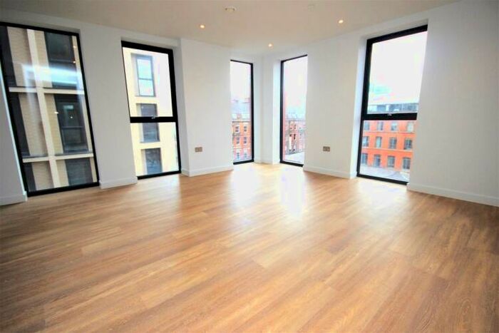 2 Bedroom Apartment To Rent In Whitworth Street Manchester, M1