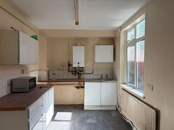 4 Bedroom Terraced House To Rent In Fenton Street, Brierley Hill, DY5