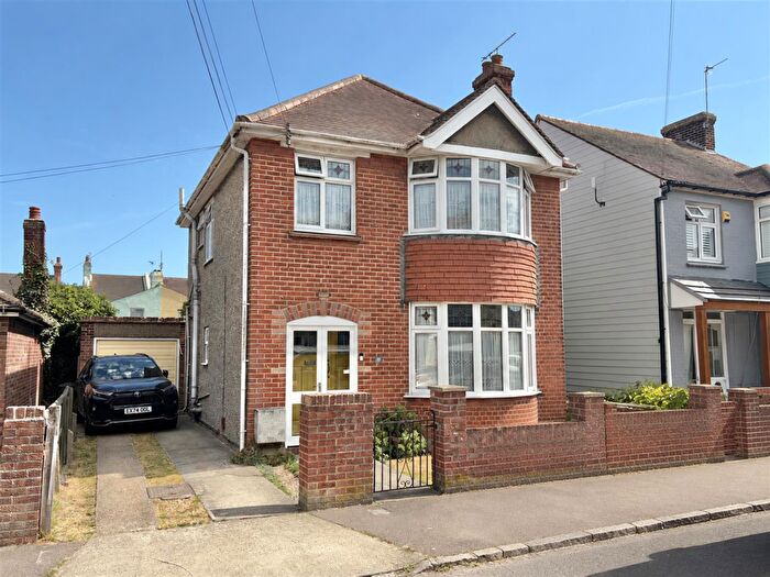 3 Bedroom Detached House For Sale In Watson Road, Clacton-on-Sea, Essex, CO15