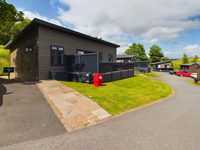 2 Bedroom Lodge For Sale In Aysgarth, Leyburn, DL8
