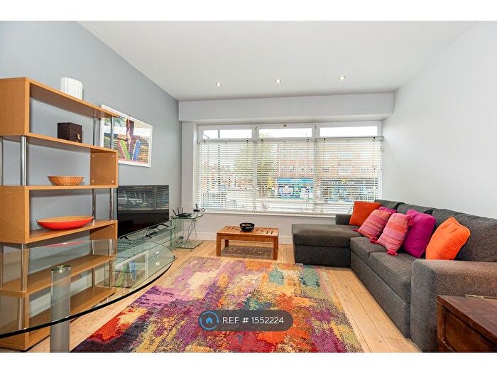 1 Bedroom Flat To Rent In Balham High Road, London, SW12