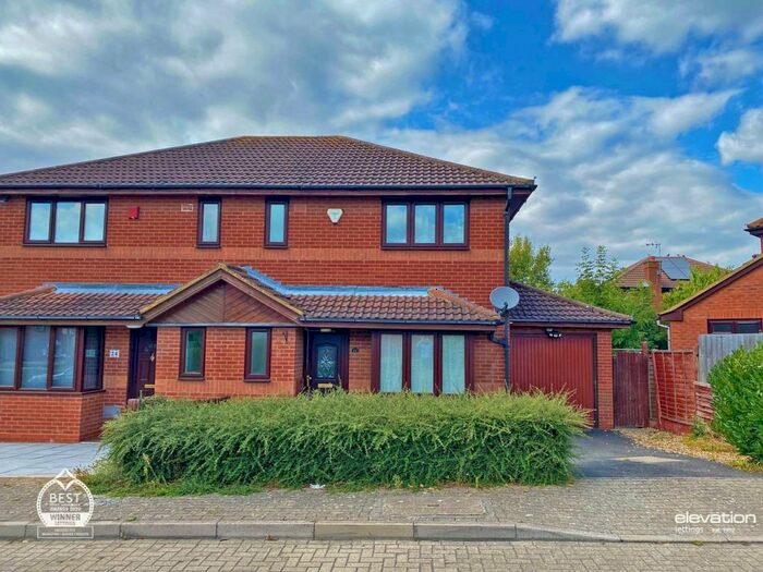 3 Bedroom Semi-Detached House To Rent In Forrabury Avenue, Bradwell Common, Milton Keynes, MK13