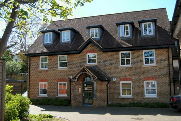 2 Bedroom Apartment To Rent In York Court, Cowper Road, Berkhamsted, HP4